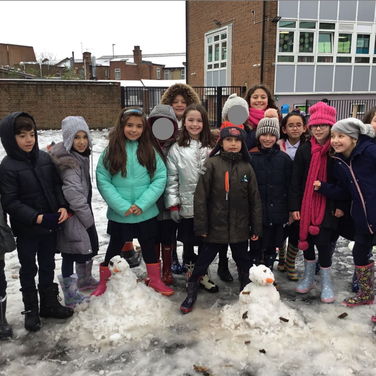 Alma Primary Snowy fun at Alma!